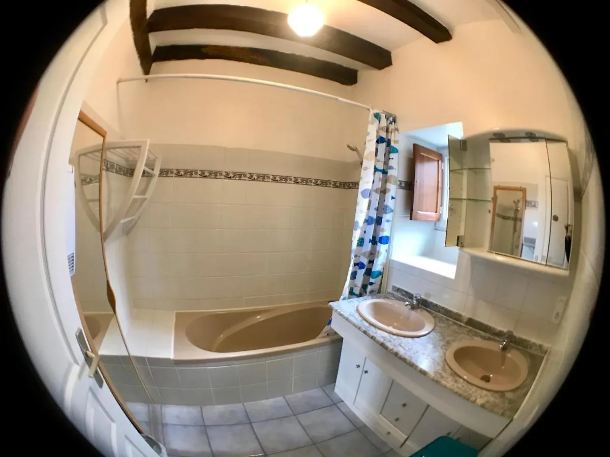 Holiday home Maison De Charme Piscine Couverte Chauffee Mayrinhac-Lentour
