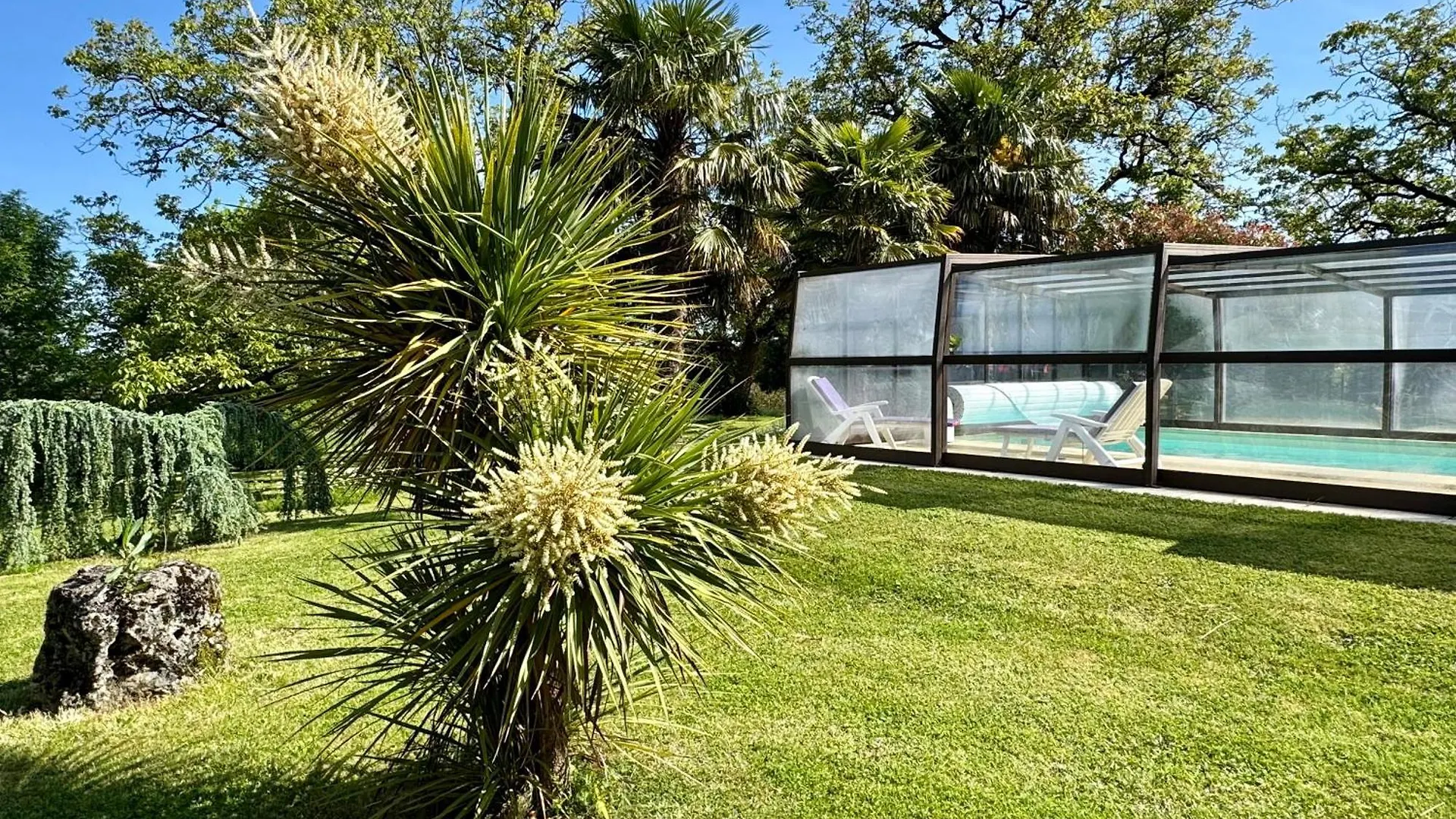 Maison De Charme Piscine Couverte Chauffee Mayrinhac-Lentour フランス